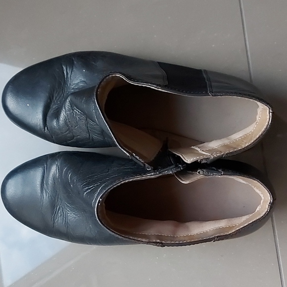 Easy Spirit leather wedge Chelsea boots - Picture 5 of 6